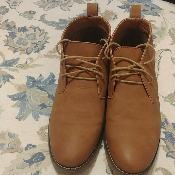 Tan High Top Boots - Picture 1 of 9